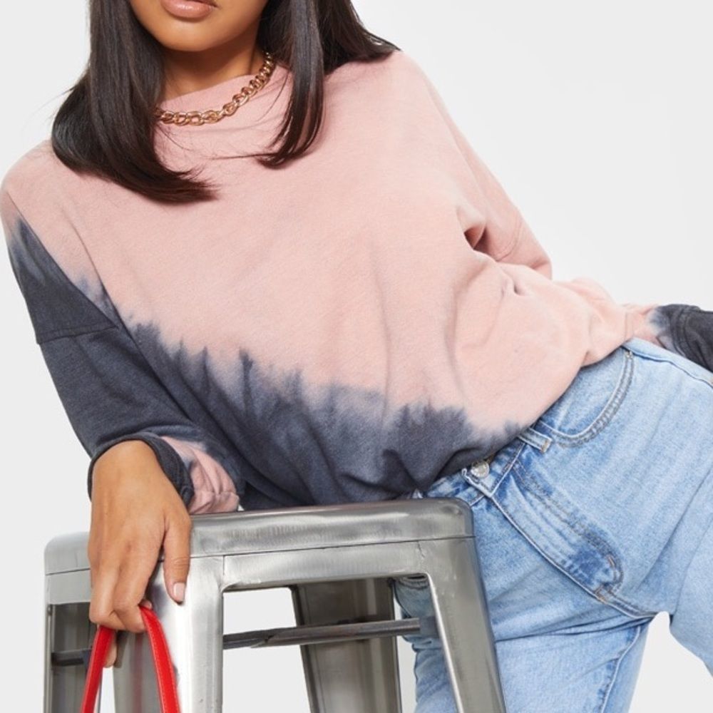 💝(3/$25) plt • oversized tie dye sweater shirt